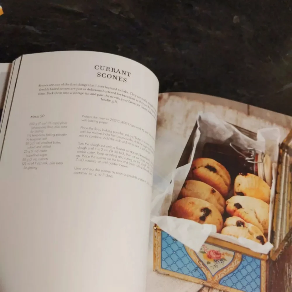 Book - Picture 6 of 8